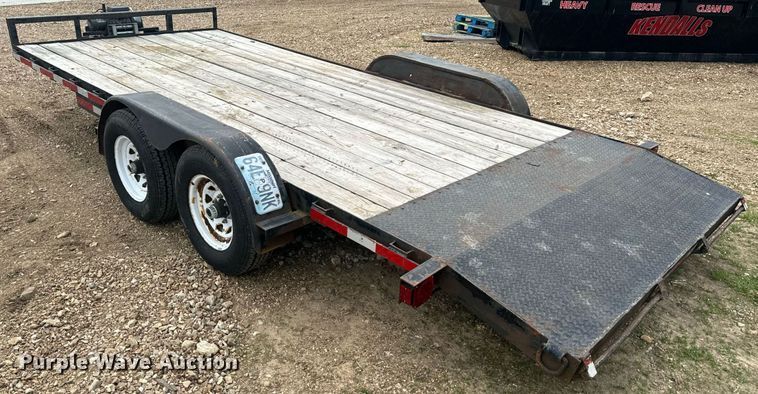 image for item EH6666 2003 UMFG equipment trailer