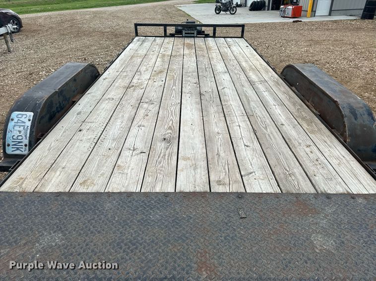 image for item EH6666 2003 UMFG equipment trailer