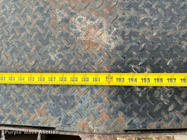 image for item EH6666 2003 UMFG equipment trailer