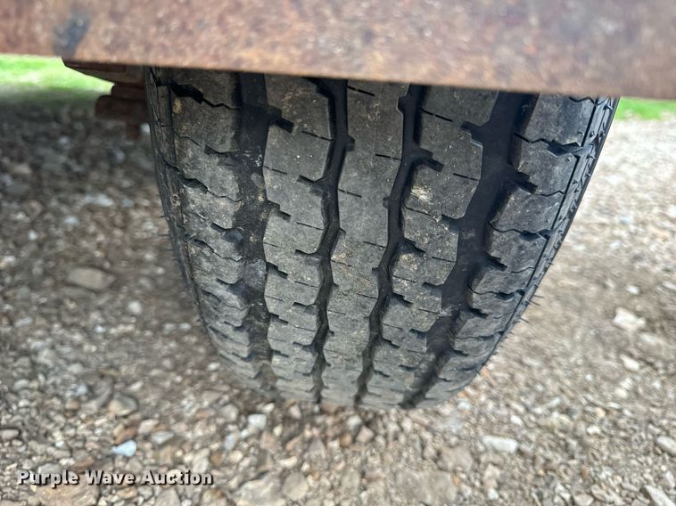 image for item EH6666 2003 UMFG equipment trailer