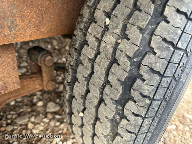 image for item EH6666 2003 UMFG equipment trailer