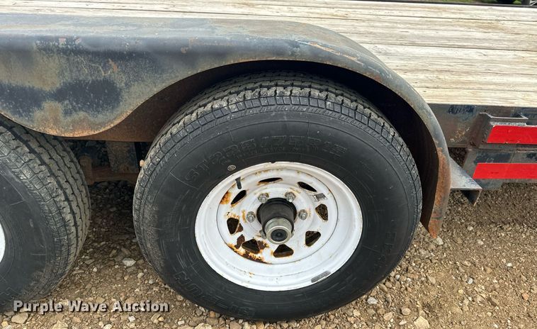 image for item EH6666 2003 UMFG equipment trailer