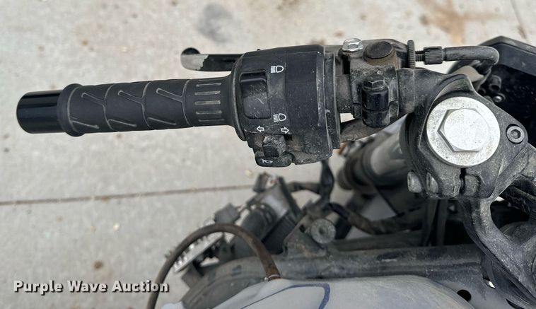 image for item EH6667 2023 Kawasaki EX400 motorcycle