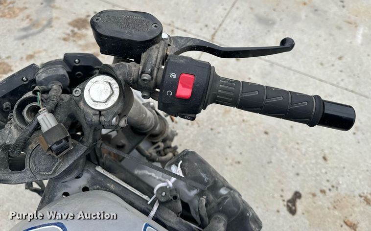 image for item EH6667 2023 Kawasaki EX400 motorcycle