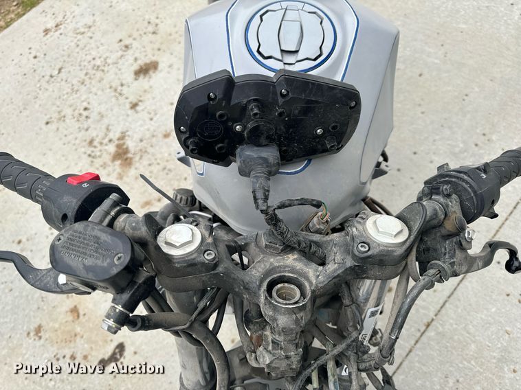 image for item EH6667 2023 Kawasaki EX400 motorcycle