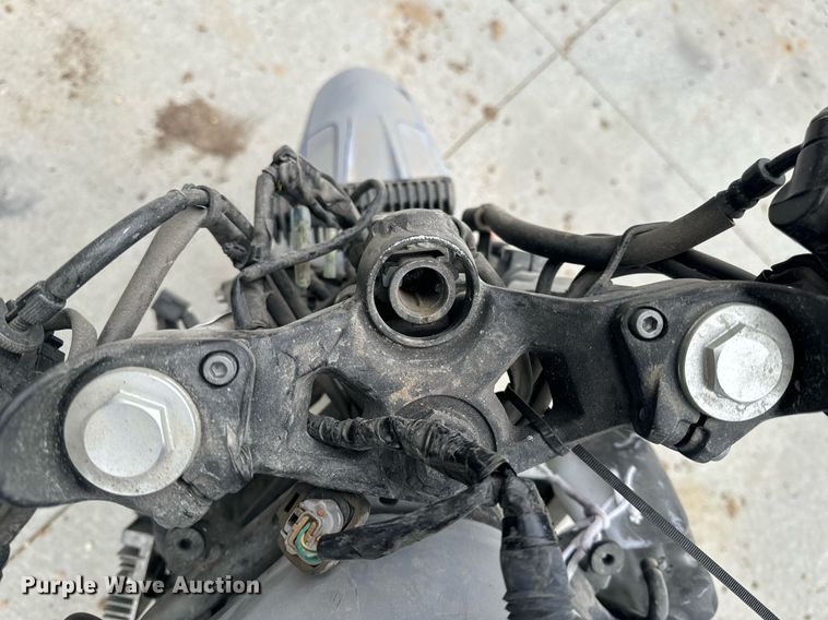 image for item EH6667 2023 Kawasaki EX400 motorcycle