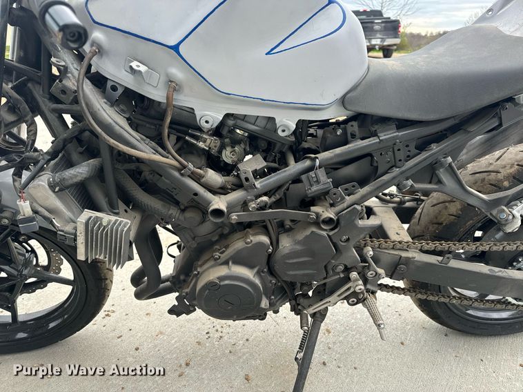 image for item EH6667 2023 Kawasaki EX400 motorcycle