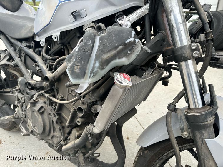 image for item EH6667 2023 Kawasaki EX400 motorcycle