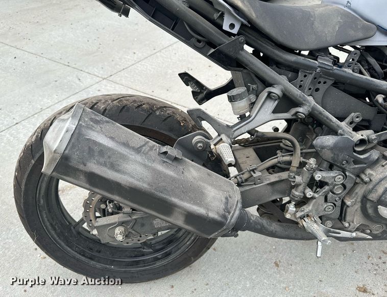 image for item EH6667 2023 Kawasaki EX400 motorcycle