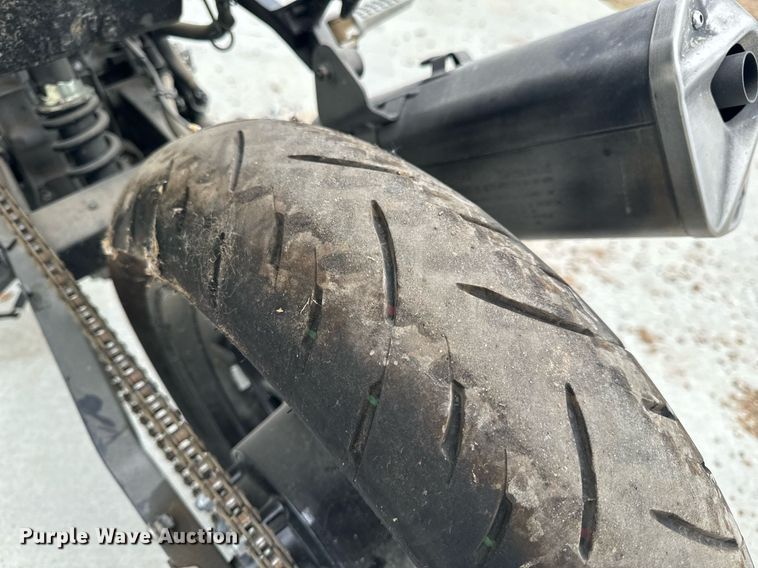 image for item EH6667 2023 Kawasaki EX400 motorcycle