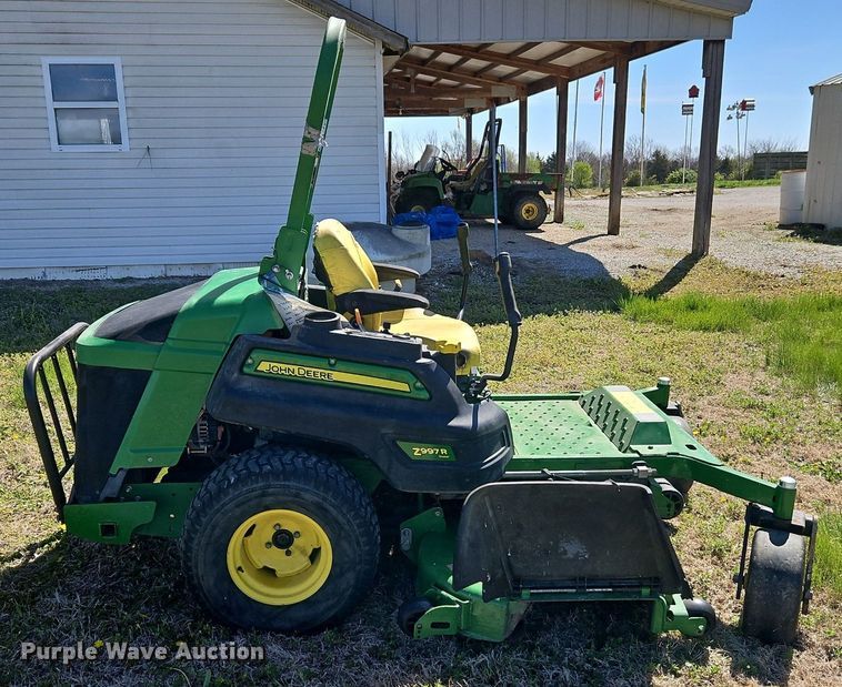 image for item EI3675 John Deere Z997R ZTR lawn mower