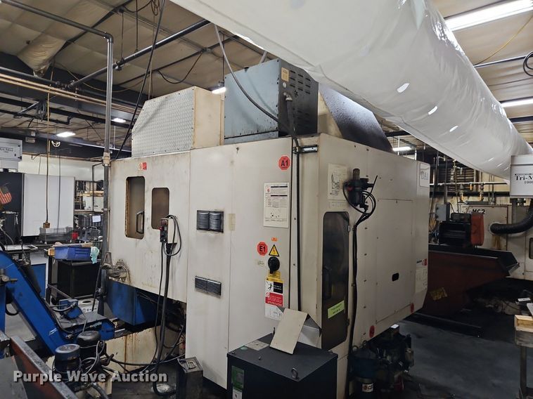 image for item EI3693 1999 Daewoo DMV-400 vertical milling machine