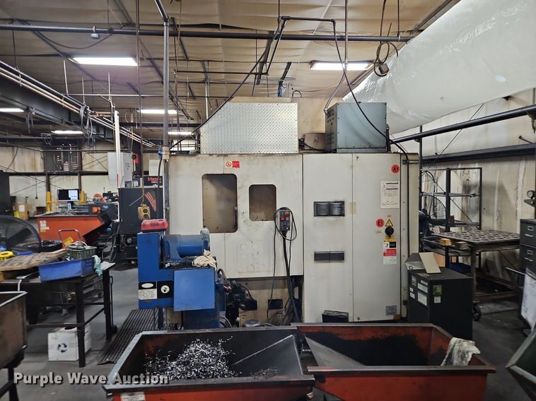 image for item EI3693 1999 Daewoo DMV-400 vertical milling machine