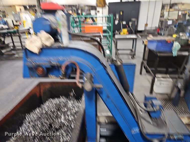 image for item EI3693 1999 Daewoo DMV-400 vertical milling machine