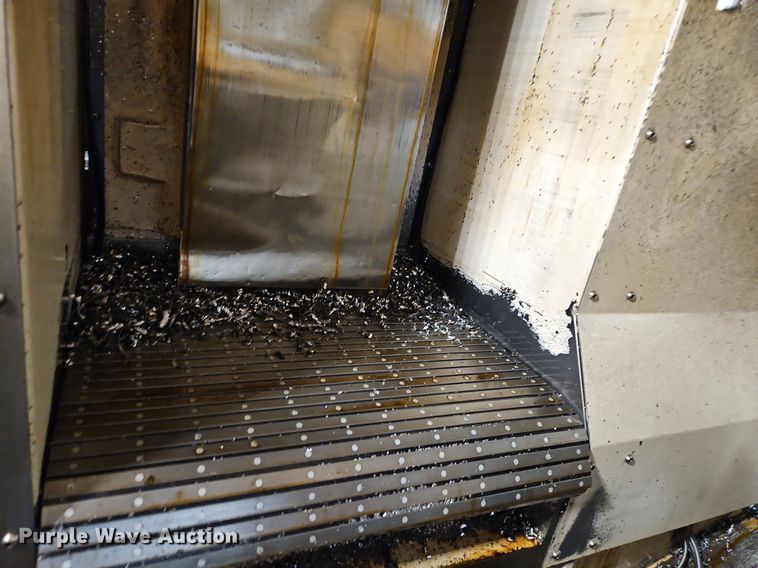 image for item EI3693 1999 Daewoo DMV-400 vertical milling machine