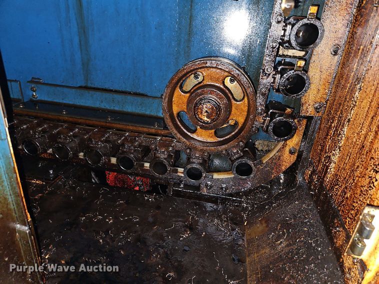 image for item EI3694 2004 Kiwa KNH-400 horizontal milling machine