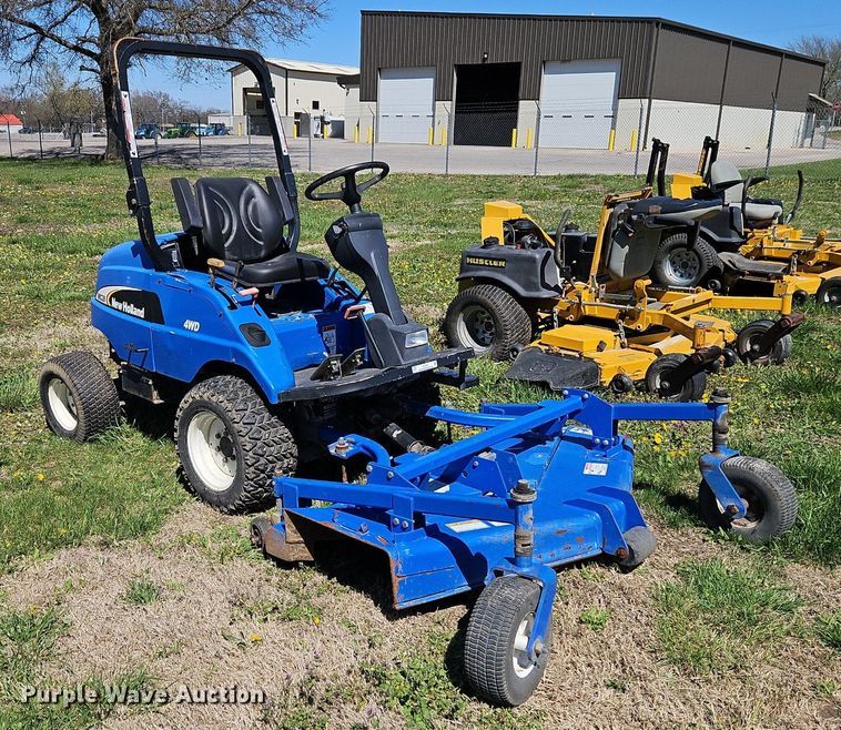 image for item EI3704 New Holland MC28 ZTR lawn mower