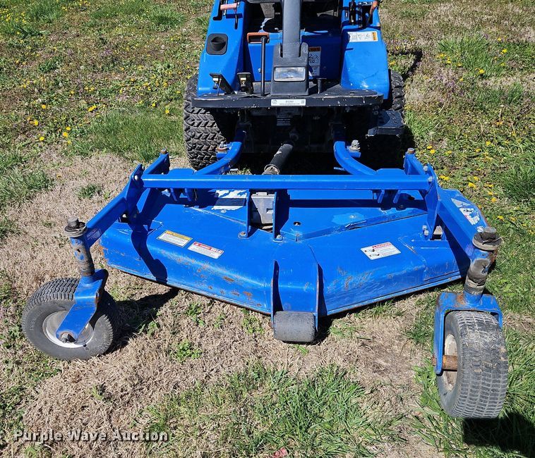 image for item EI3704 New Holland MC28 ZTR lawn mower