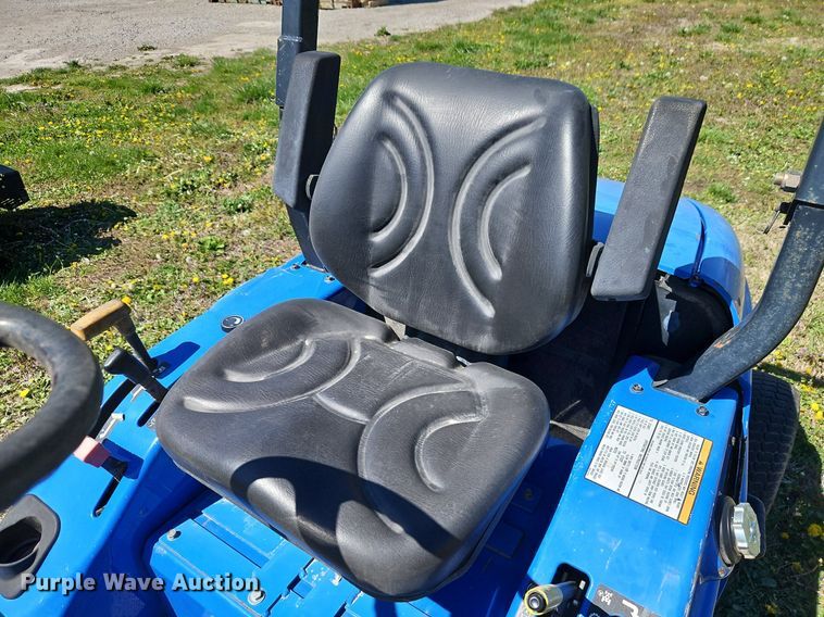 image for item EI3704 New Holland MC28 ZTR lawn mower