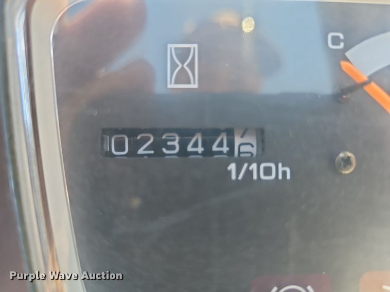 image for item EI3704 New Holland MC28 ZTR lawn mower