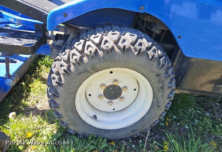 image for item EI3704 New Holland MC28 ZTR lawn mower