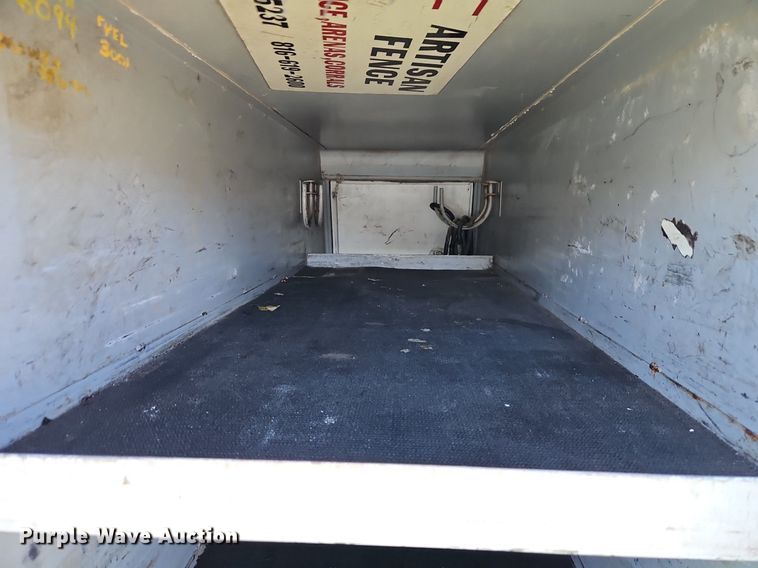 image for item EI3711 2001 Ford F450 Super Duty XLT flatbed truck