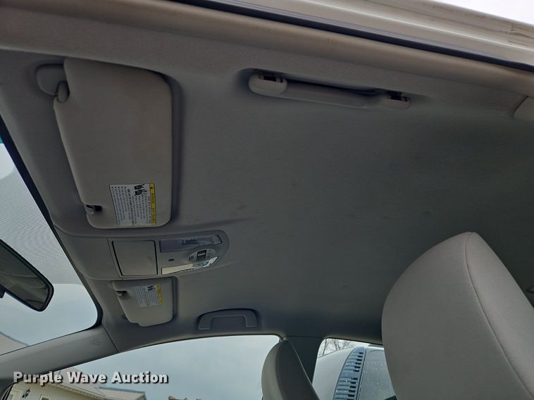 image for item EI3717 2010 Toyota  Prius 