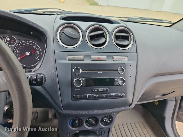 image for item EI3718 2013 Ford Transit Connect XLT van