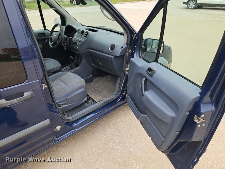 image for item EI3718 2013 Ford Transit Connect XLT van