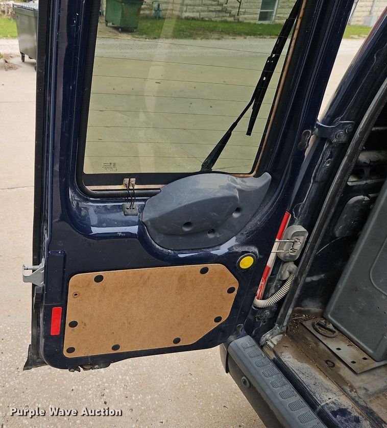 image for item EI3718 2013 Ford Transit Connect XLT van