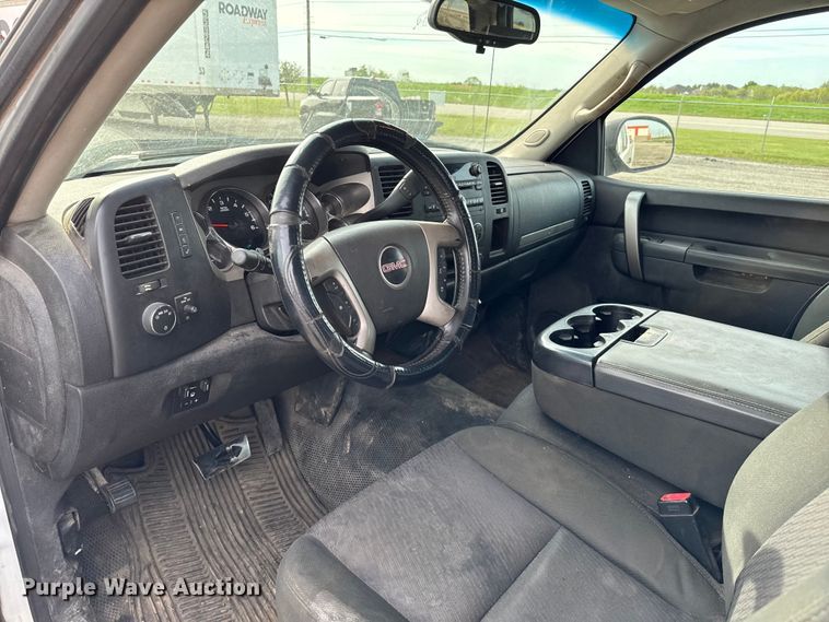 image for item EJ0386 2012 GMC Sierra 1500 Crew Cab pickup truck