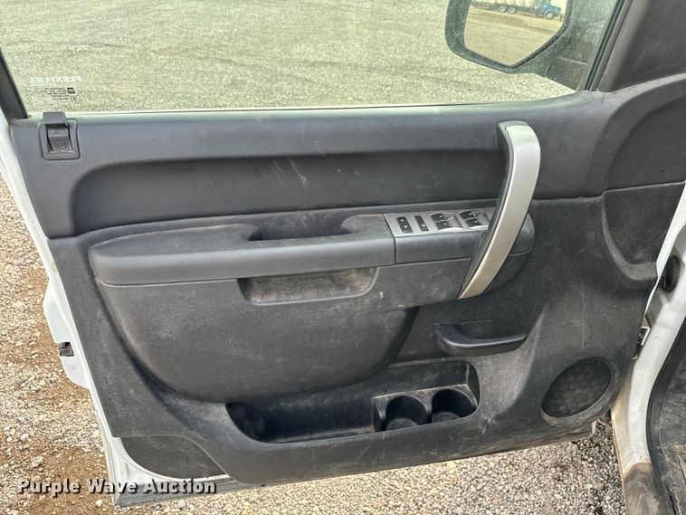 image for item EJ0386 2012 GMC Sierra 1500 Crew Cab pickup truck