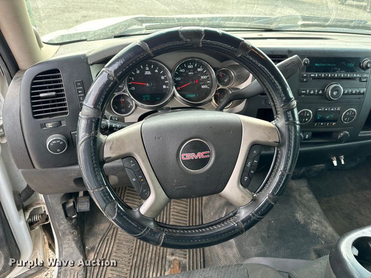 image for item EJ0386 2012 GMC Sierra 1500 Crew Cab pickup truck