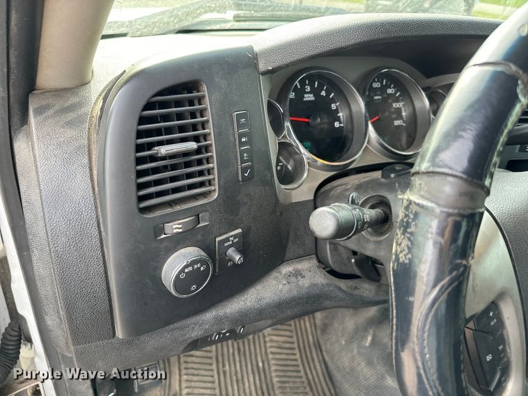 image for item EJ0386 2012 GMC Sierra 1500 Crew Cab pickup truck