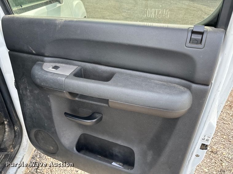 image for item EJ0386 2012 GMC Sierra 1500 Crew Cab pickup truck