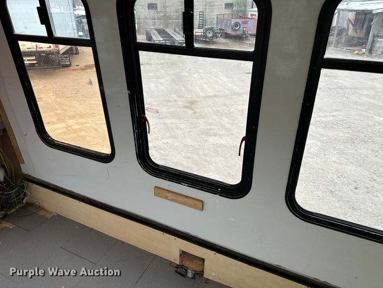 image for item EJ0393 2002 International  3400 shuttle bus