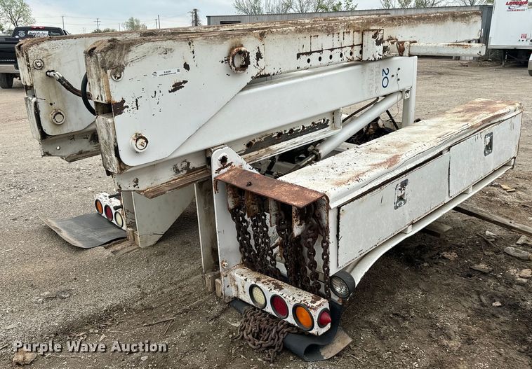 image for item EJ0396 Tru Hitch Inc tow truck bed