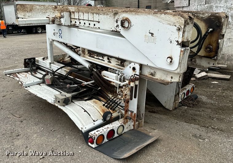 image for item EJ0396 Tru Hitch Inc tow truck bed