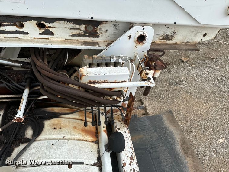 image for item EJ0396 Tru Hitch Inc tow truck bed