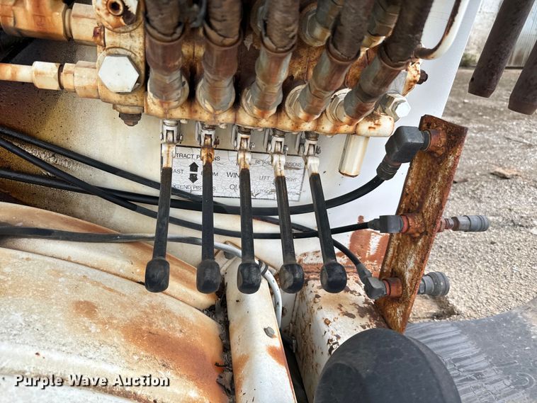 image for item EJ0396 Tru Hitch Inc tow truck bed