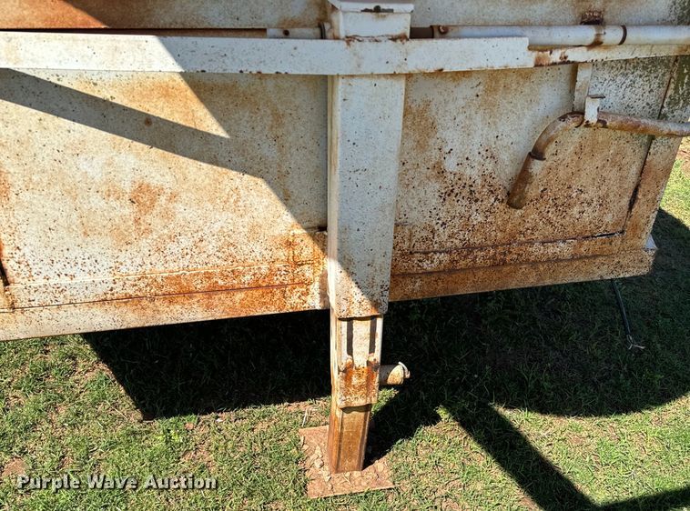 image for item EJ0441 Shop built livestock trailer
