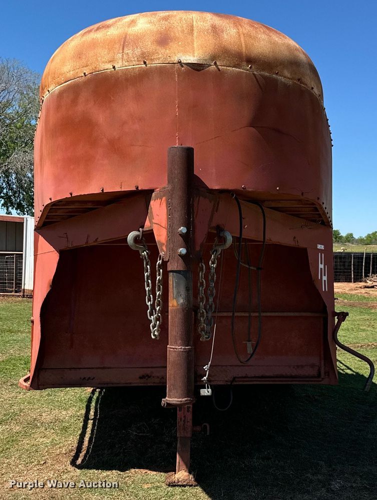image for item EJ0442 Shop built livestock trailer