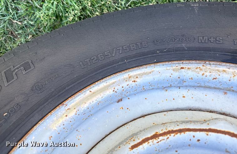 image for item EJ0442 Shop built livestock trailer