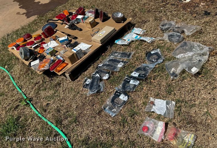 image for item EJ0448 Trailer parts