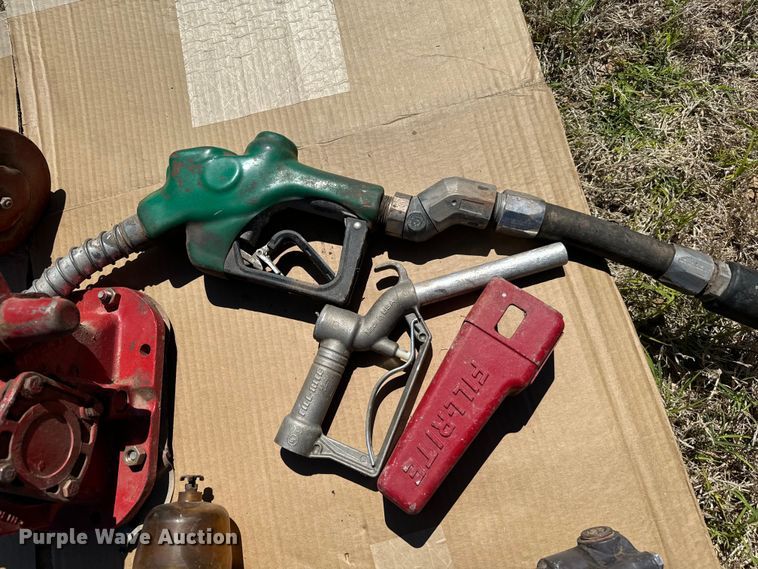 Fuel dispensing parts in Iowa Park, TX Item EJ0449 for sale Purple Wave
