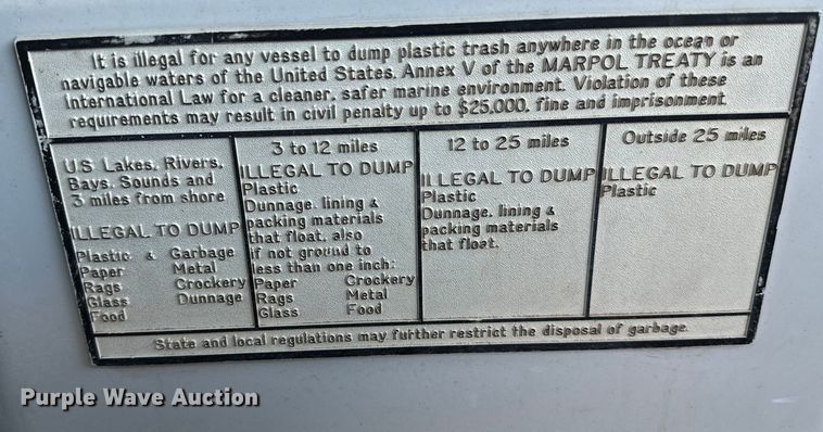 image for item EJ0453 1988 Sea Ray Cruiser  boat