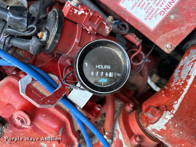 image for item EJ0453 1988 Sea Ray Cruiser  boat