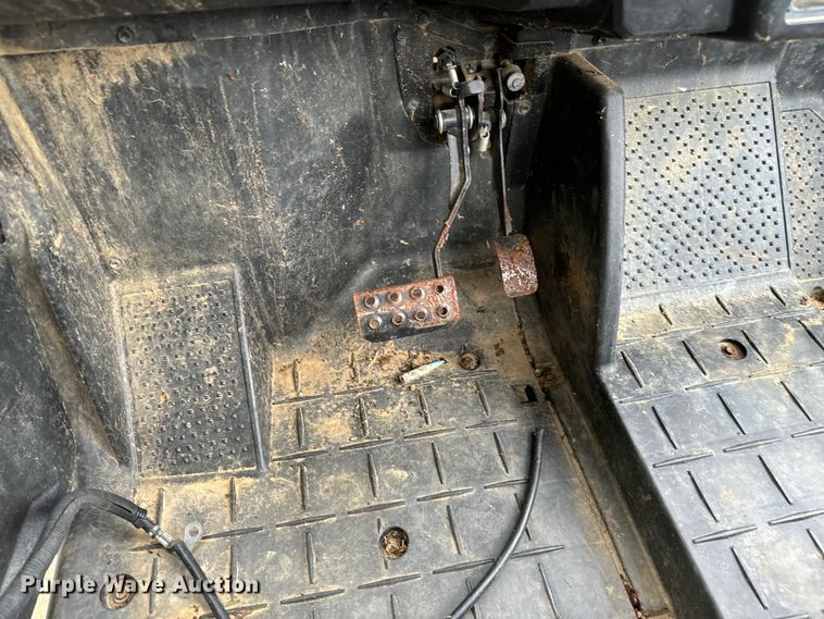 image for item EJ0560 2015 Yamaha Viking utility vehicle