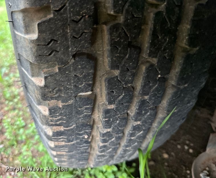 image for item EJ0562 1995 Winnebago IFG37RW RV