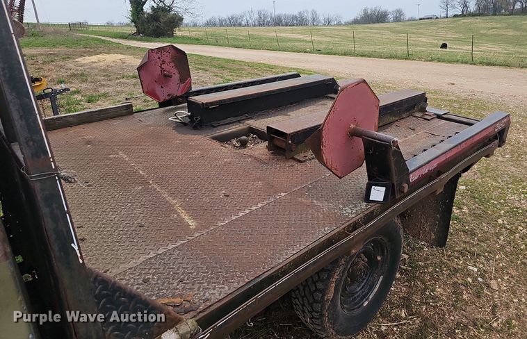 image for item EJ6226 1984 Chevrolet D30 bale bed pickup truck